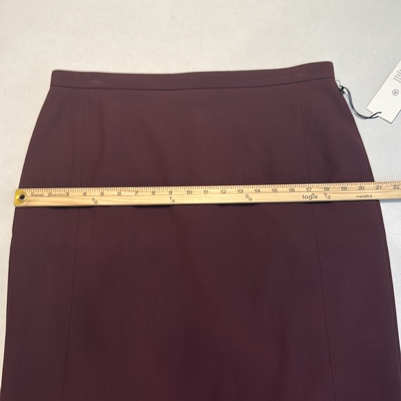 NWT Ann Taylor The Suiting Collection Burgundy Wine Lined Pencil Skirt Size 14 - Picture 4 of 12